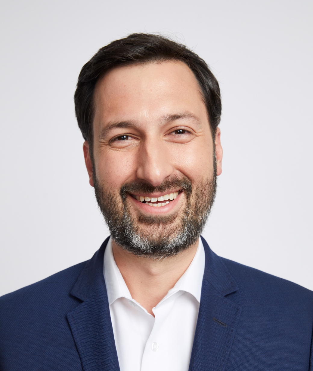 Headshot of Edward Shahnasarian