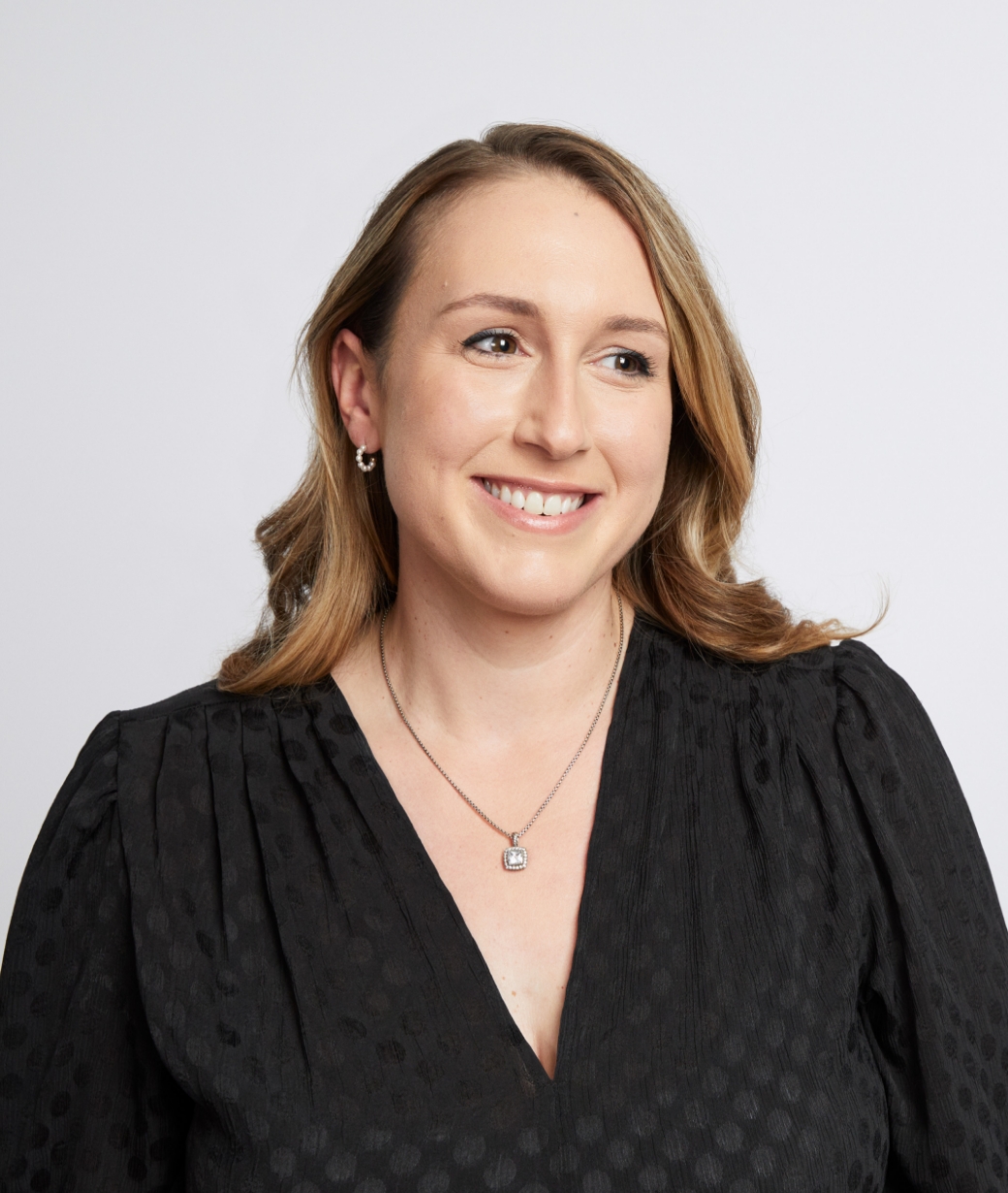 Headshot of Rachel Coburn